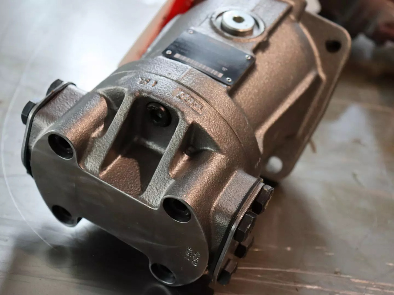 REXROTH A2FM56/61W-VZB020 - Motor hidráulico para Equipo de manutención: foto 3 REXROTH A2FM56/61W-VZB020 - Motor hidráulico para Equipo de manutención: foto 3