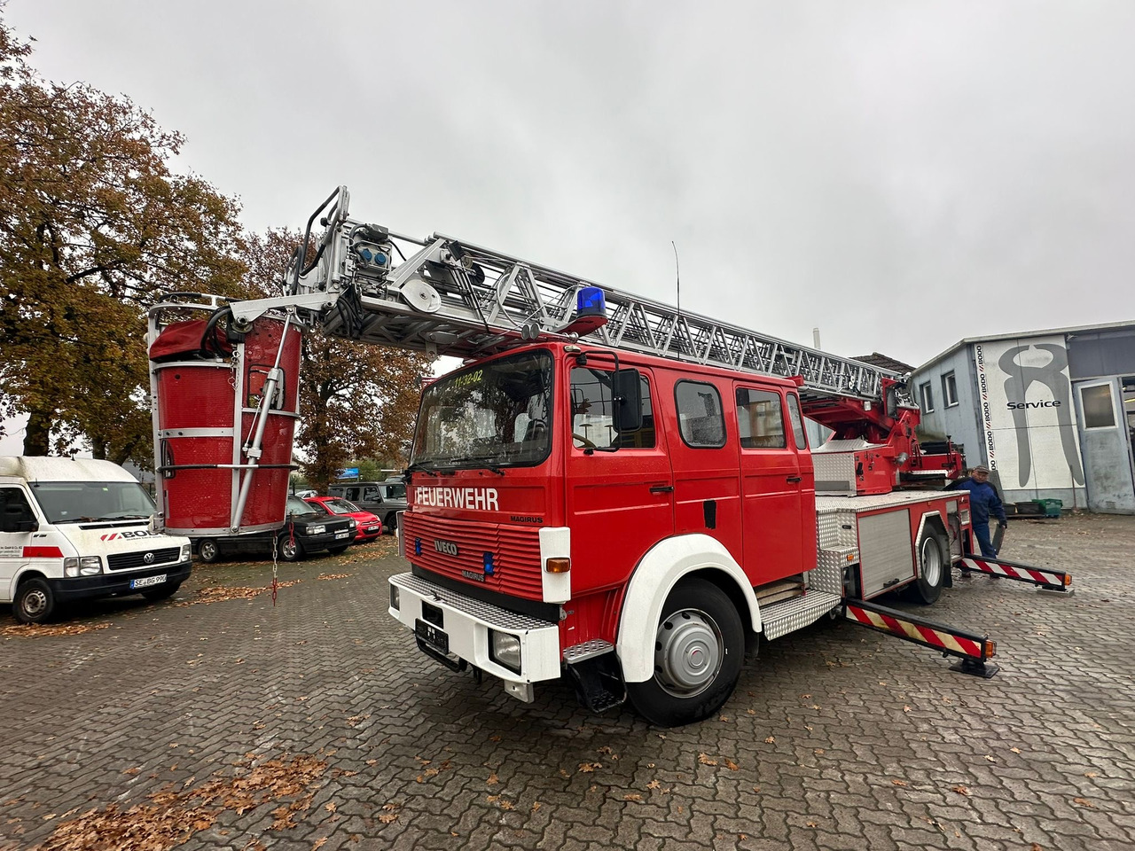 IVECO MAGIRUS 140-25A - Camión de bomberos: foto 1 IVECO MAGIRUS 140-25A - Camión de bomberos: foto 1
