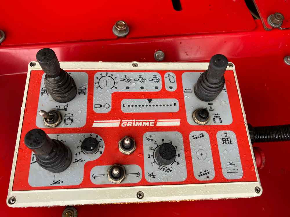 Grimme CS 150 - Arrancadora de patatas: foto 4 Grimme CS 150 - Arrancadora de patatas: foto 4