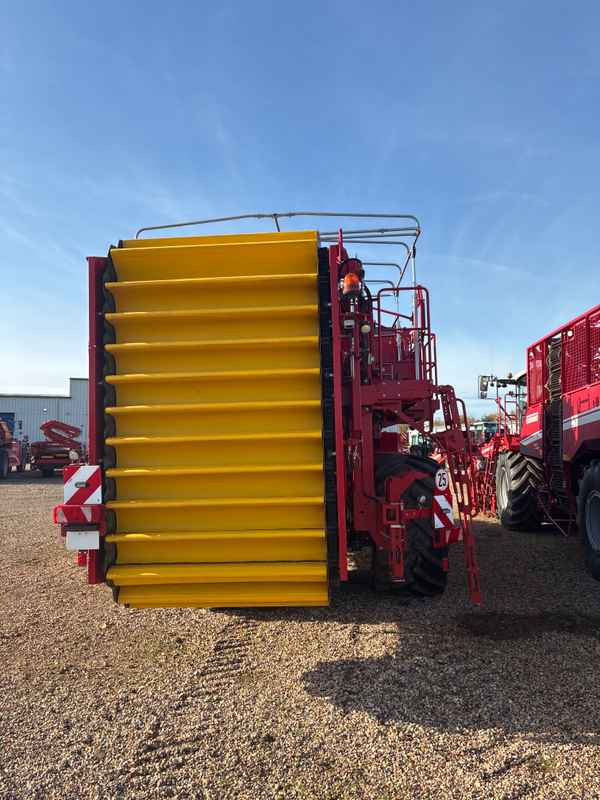 Grimme VARITRON 220 PLATINUM TT - Cosechadora: foto 3 Grimme VARITRON 220 PLATINUM TT - Cosechadora: foto 3