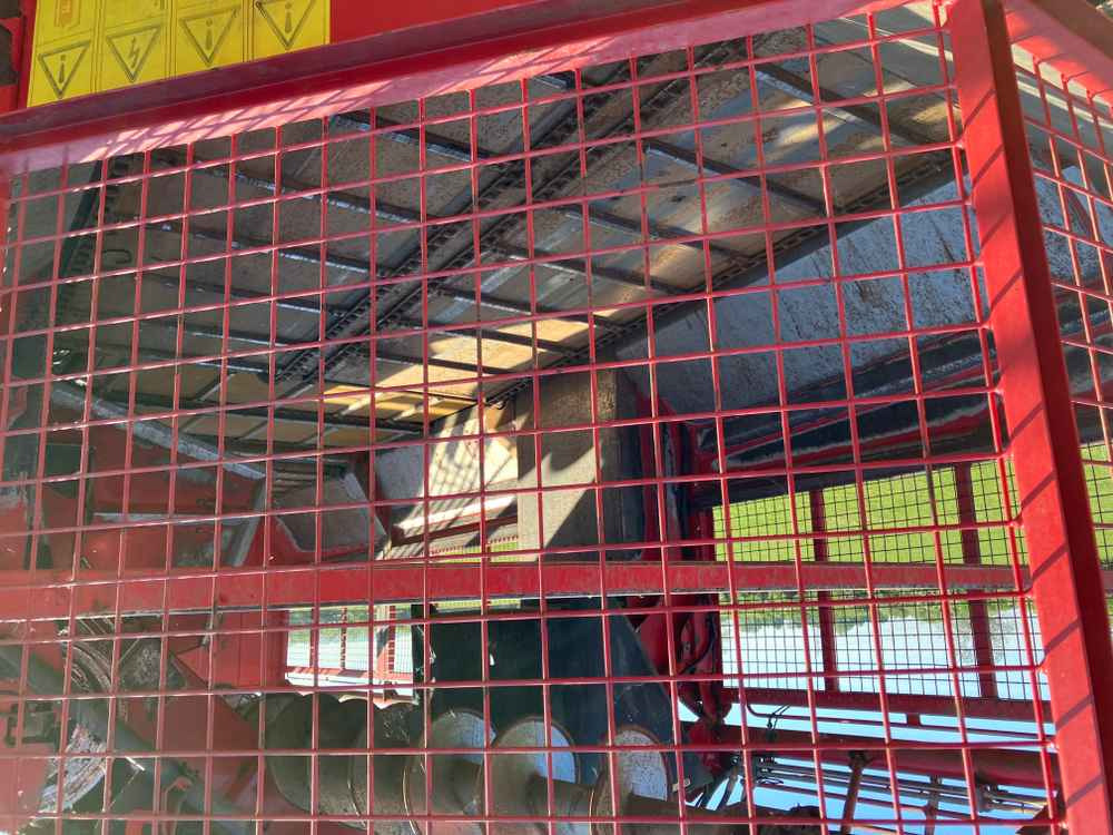 Holmer Holmer T4-40 Self-Propelled Sugarbeet Harvester - Equipo para trabajo del suelo: foto 3 Holmer Holmer T4-40 Self-Propelled Sugarbeet Harvester - Equipo para trabajo del suelo: foto 3