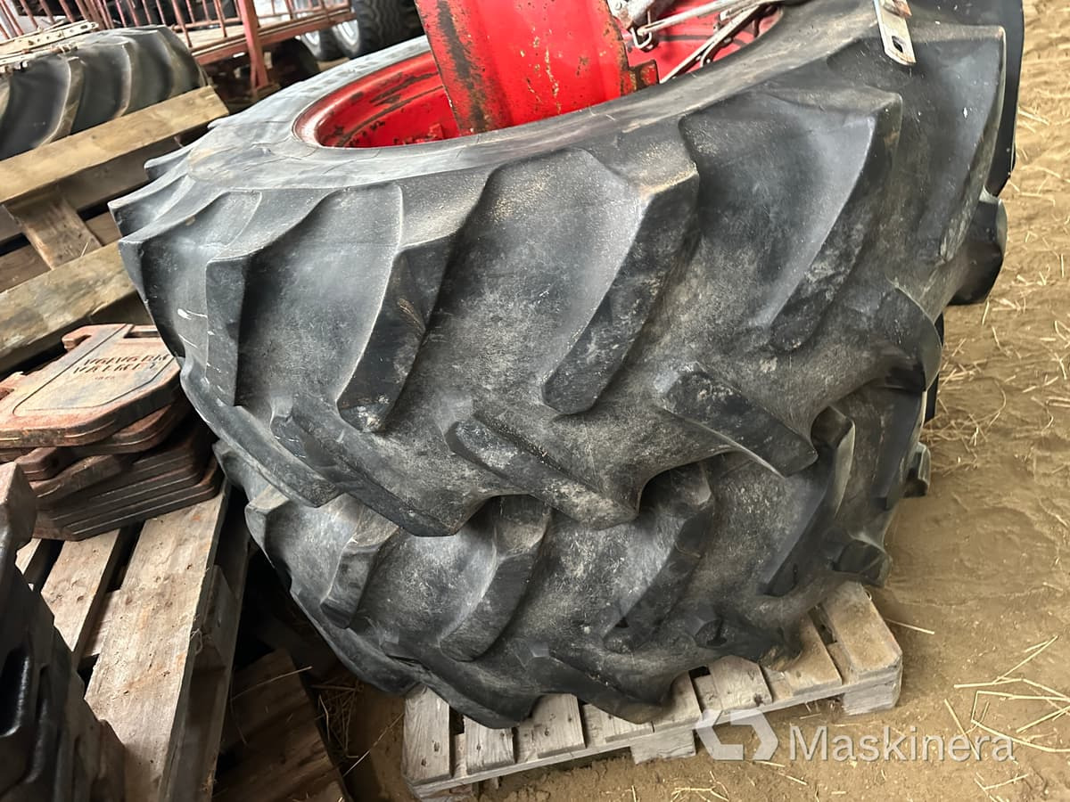 Dubbelmontage Michelin 16.9 R28 - Rueda completa: foto 5 Dubbelmontage Michelin 16.9 R28 - Rueda completa: foto 5