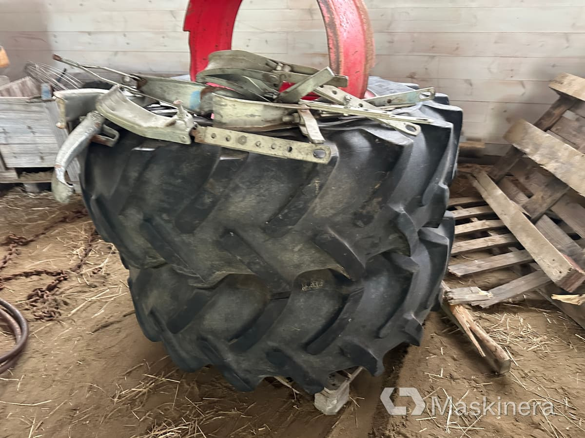 Dubbelmontage Michelin 16.9 R28 - Rueda completa: foto 2 Dubbelmontage Michelin 16.9 R28 - Rueda completa: foto 2