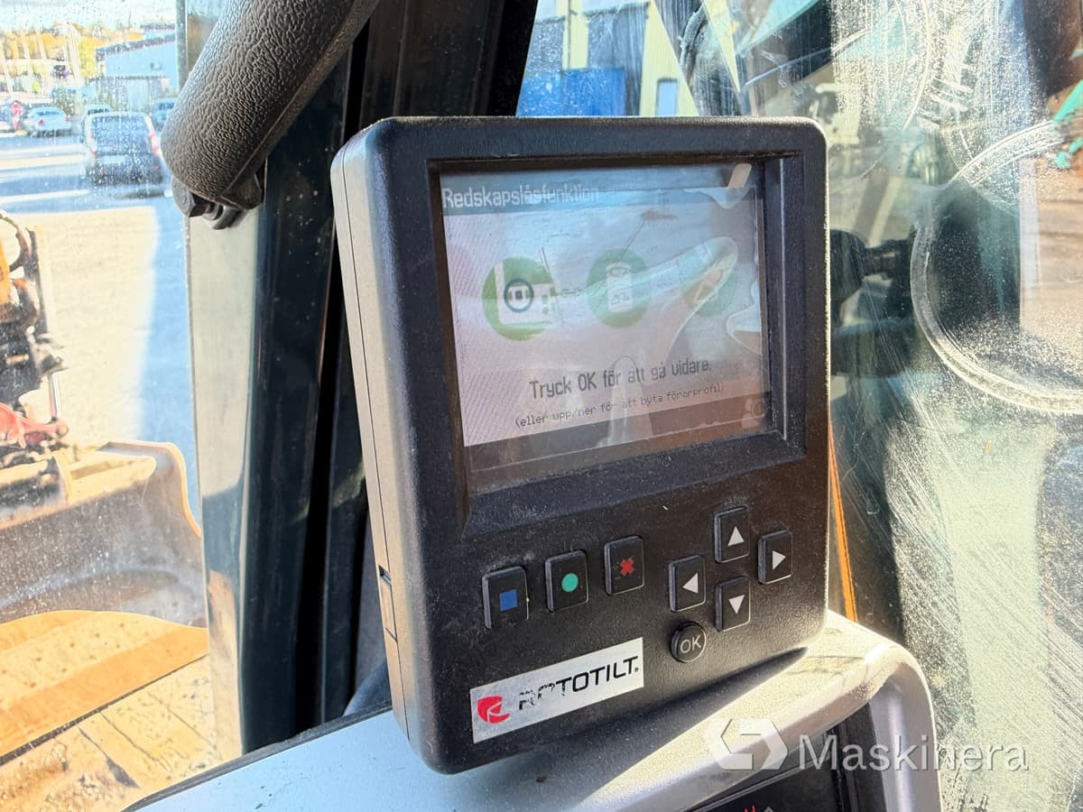 Excavadora de cadenas Grävmaskin Hyundai HX 145 LCR: foto 48