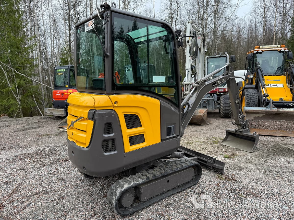 Grävmaskin Volvo EC18C med redskap - Excavadora de cadenas: foto 5 Grävmaskin Volvo EC18C med redskap - Excavadora de cadenas: foto 5