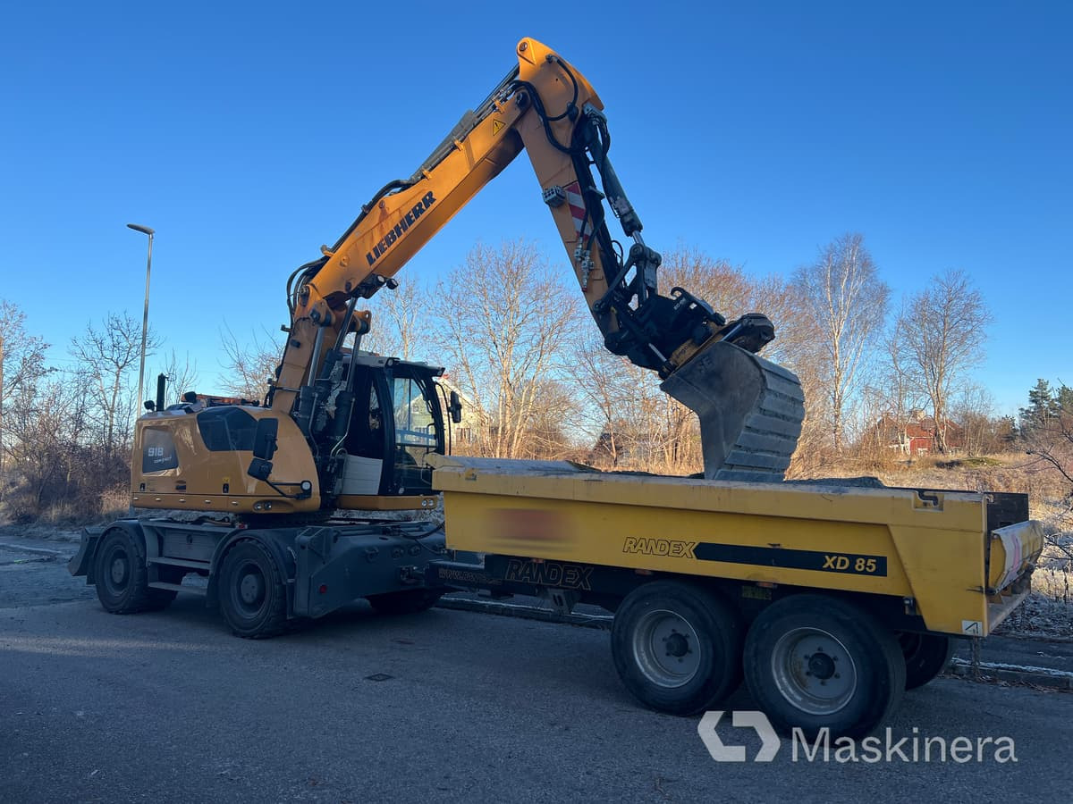 Hjulgrävare Liebherr 918 Compact Litronic med kärra - Excavadora de cadenas: foto 1 Hjulgrävare Liebherr 918 Compact Litronic med kärra - Excavadora de cadenas: foto 1