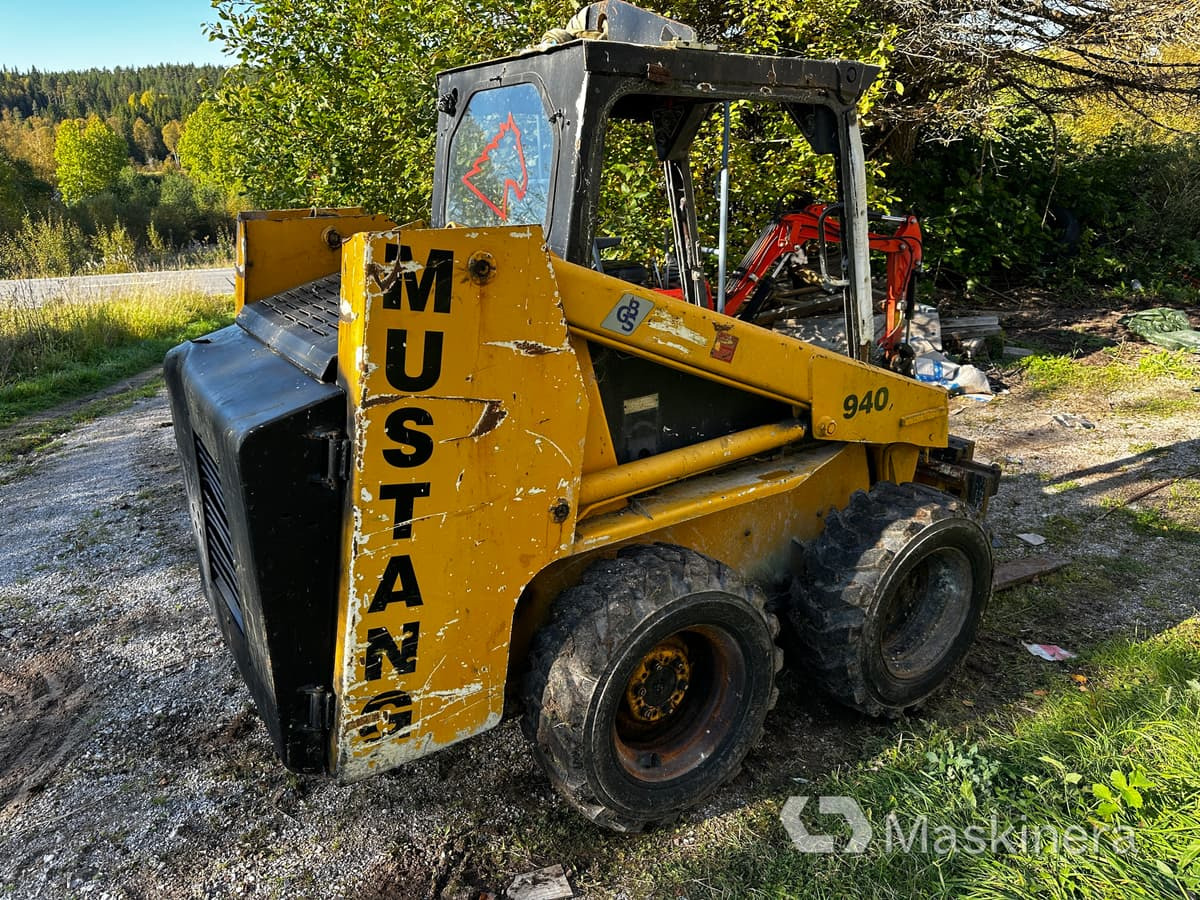 Kompaktlastare Mustang 940 - Minicargadora: foto 5 Kompaktlastare Mustang 940 - Minicargadora: foto 5