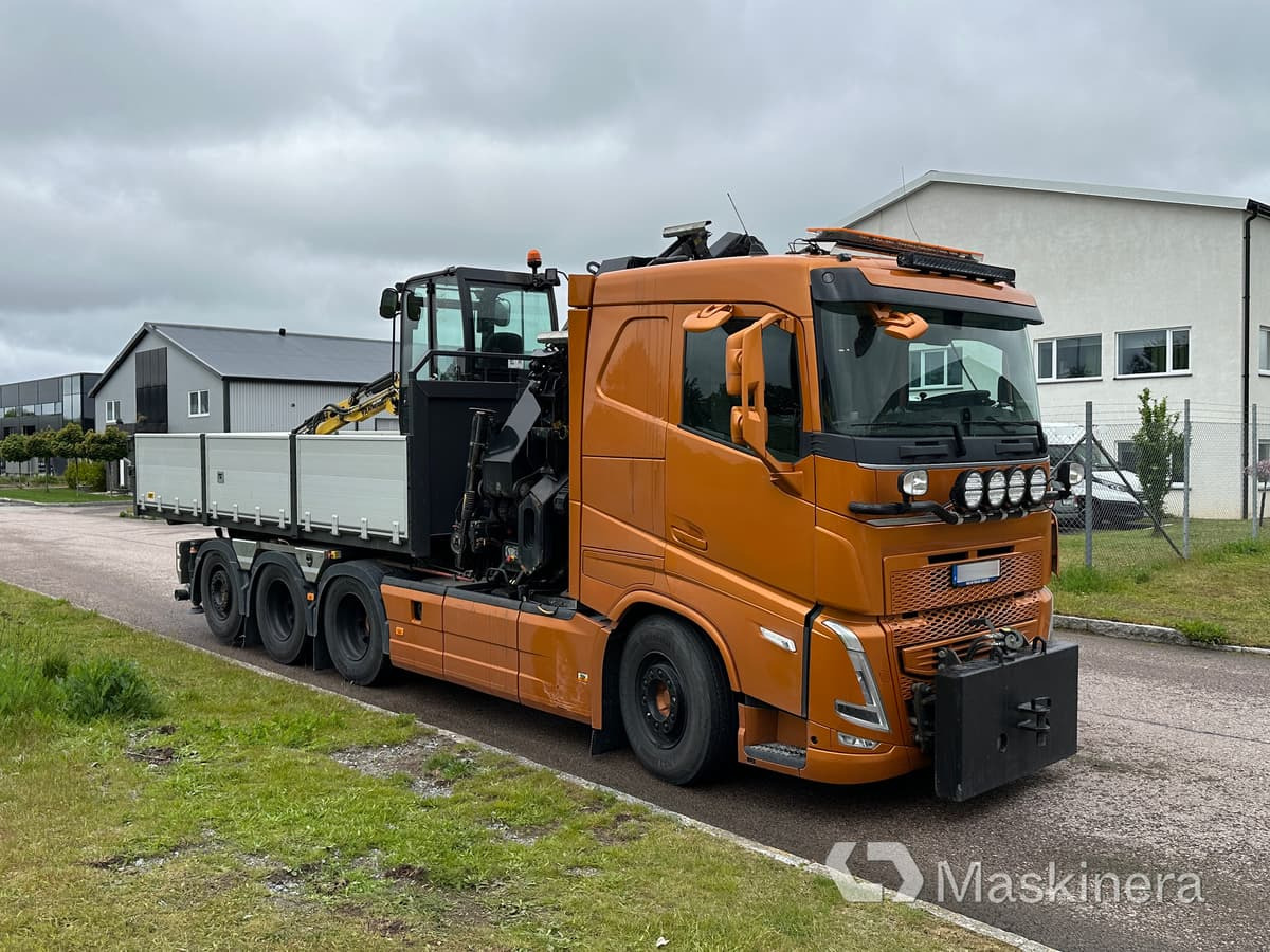 Kranväxlare Volvo FH 84 TR + Lämflak CMT - Camión multibasculante: foto 3 Kranväxlare Volvo FH 84 TR + Lämflak CMT - Camión multibasculante: foto 3