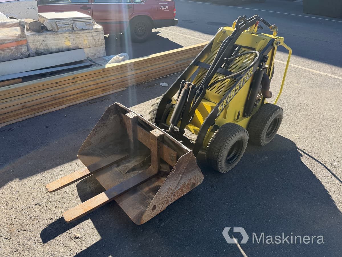 Minilastare Skidtser M10X - Minicargadora: foto 1 Minilastare Skidtser M10X - Minicargadora: foto 1