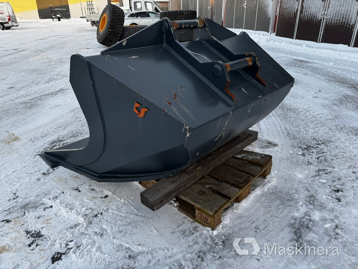 Konesilta M-Tilt1800/800 S-60 Planeringsskopa Konesilta S-60 - Otros maquinaria: foto 3 Konesilta M-Tilt1800/800 S-60 Planeringsskopa Konesilta S-60 - Otros maquinaria: foto 3