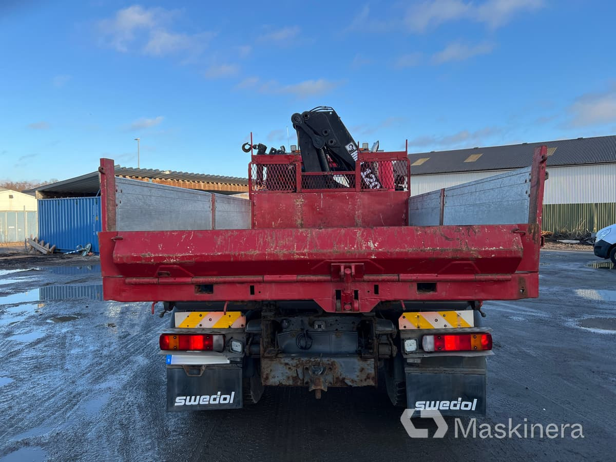 Scania 94G 300 Kran / Tippbil Scania 94G - Camión volquete, Camión grúa: foto 4 Scania 94G 300 Kran / Tippbil Scania 94G - Camión volquete, Camión grúa: foto 4