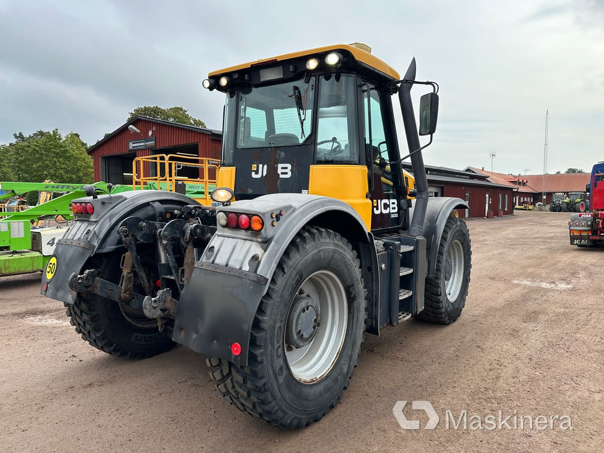 Traktor JCB Fastrac 3230 XTRA - Tractor: foto 5 Traktor JCB Fastrac 3230 XTRA - Tractor: foto 5