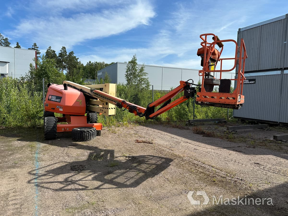 Vikbomslift JLG 520AJ Reparations objekt - Plataforma articulada: foto 1 Vikbomslift JLG 520AJ Reparations objekt - Plataforma articulada: foto 1