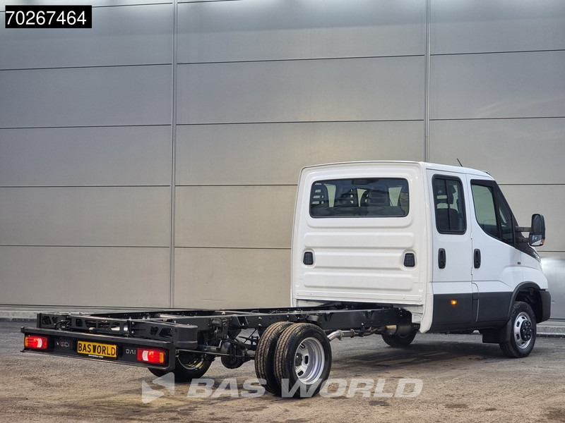 Iveco Daily 35C18 3.0L Dubbel Cabine Chassis 410WB 2025 model LED Navi Camera Airco Cruise Fahrgestell Airco Dubbel cabine Cruise control - Furgoneta: foto 5 Iveco Daily 35C18 3.0L Dubbel Cabine Chassis 410WB 2025 model LED Navi Camera Airco Cruise Fahrgestell Airco Dubbel cabine Cruise control - Furgoneta: foto 5