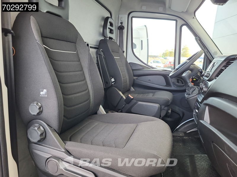 Furgoneta con lona Iveco 60C18 3.0L Automaat Laadklep 180PK Schuifzeilen Zeilen Airco Cruise D'Hollandia Euro6 Schuifzeil Koffer Gesloten laadbak Airco Cruise: foto 13 Furgoneta con lona Iveco 60C18 3.0L Automaat Laadklep 180PK Schuifzeilen Zeilen Airco Cruise D'Hollandia Euro6 Schuifzeil Koffer Gesloten laadbak Airco Cruise: foto 13