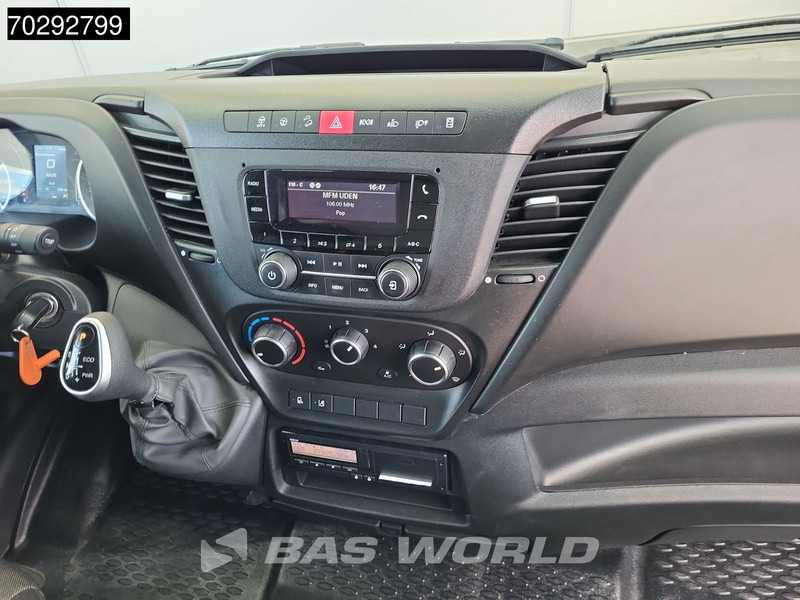 Furgoneta con lona Iveco 60C18 3.0L Automaat Laadklep 180PK Schuifzeilen Zeilen Airco Cruise D'Hollandia Euro6 Schuifzeil Koffer Gesloten laadbak Airco Cruise: foto 14 Furgoneta con lona Iveco 60C18 3.0L Automaat Laadklep 180PK Schuifzeilen Zeilen Airco Cruise D'Hollandia Euro6 Schuifzeil Koffer Gesloten laadbak Airco Cruise: foto 14