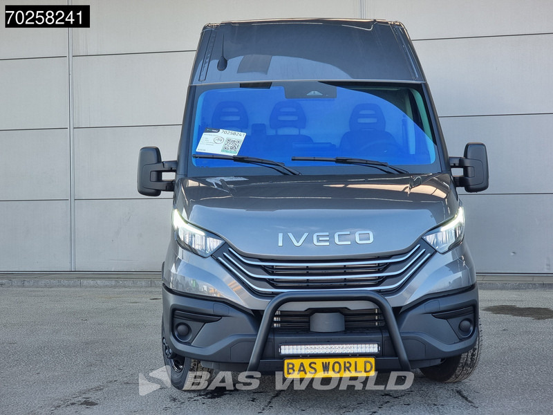 Iveco Daily 35C21 3.0L Automaat 2025model Black Edition L2H2 ACC Camera LED CarPlay Dubbellucht L2 12m3 Airco - Furgón: foto 3 Iveco Daily 35C21 3.0L Automaat 2025model Black Edition L2H2 ACC Camera LED CarPlay Dubbellucht L2 12m3 Airco - Furgón: foto 3