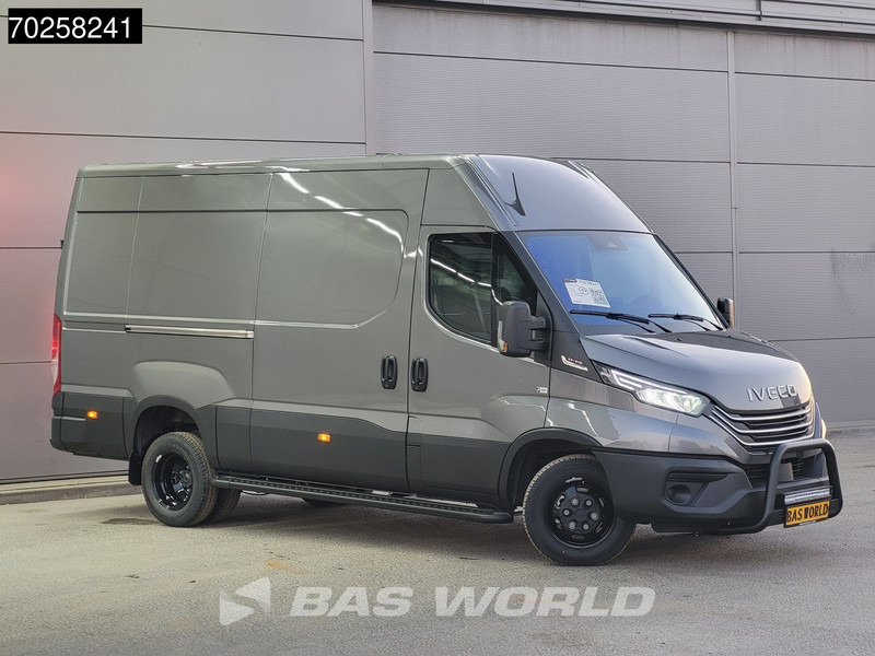 Iveco Daily 35C21 3.0L Automaat 2025model Black Edition L2H2 ACC Camera LED CarPlay Dubbellucht L2 12m3 Airco - Furgón: foto 5 Iveco Daily 35C21 3.0L Automaat 2025model Black Edition L2H2 ACC Camera LED CarPlay Dubbellucht L2 12m3 Airco - Furgón: foto 5