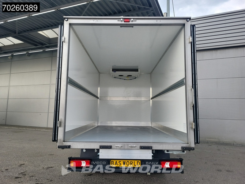 Iveco Daily 35C21 3.0L Koelwagen Vries Carrier Xarios 350 230V stekker CarPlay Airco ACC Koel Koeler Vriezer Vrieswagen Kühler Bakwagen Kühl - Furgoneta frigorifica: foto 3 Iveco Daily 35C21 3.0L Koelwagen Vries Carrier Xarios 350 230V stekker CarPlay Airco ACC Koel Koeler Vriezer Vrieswagen Kühler Bakwagen Kühl - Furgoneta frigorifica: foto 3