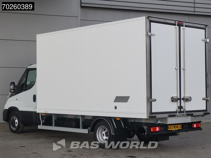 Iveco Daily 35C21 3.0L Koelwagen Vries Carrier Xarios 350 230V stekker CarPlay Airco ACC Koel Koeler Vriezer Vrieswagen Kühler Bakwagen Kühl - Furgoneta frigorifica: foto 2 Iveco Daily 35C21 3.0L Koelwagen Vries Carrier Xarios 350 230V stekker CarPlay Airco ACC Koel Koeler Vriezer Vrieswagen Kühler Bakwagen Kühl - Furgoneta frigorifica: foto 2