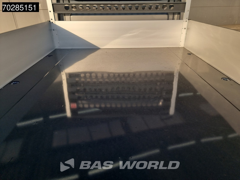 Furgoneta caja abierta nuevo Iveco Daily 35C21 Open Laadbak Dubbel Cabine 210PK 3.0L Dubbellucht Airco Cruise LED Camera Pritsche Pickup Open Box 2m3 Airco: foto 9 Furgoneta caja abierta nuevo Iveco Daily 35C21 Open Laadbak Dubbel Cabine 210PK 3.0L Dubbellucht Airco Cruise LED Camera Pritsche Pickup Open Box 2m3 Airco: foto 9