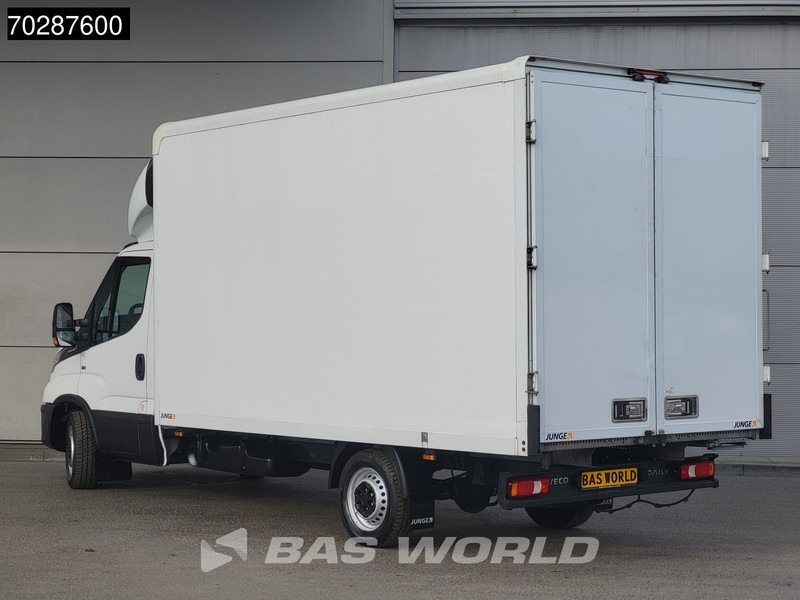 Iveco Daily 35S16 Automaat Bakwagen Achterdeuren 160PK Airco Camera Euro6 Meubelbak Koffer 21m3 Airco - Furgoneta caja cerrada: foto 5 Iveco Daily 35S16 Automaat Bakwagen Achterdeuren 160PK Airco Camera Euro6 Meubelbak Koffer 21m3 Airco - Furgoneta caja cerrada: foto 5