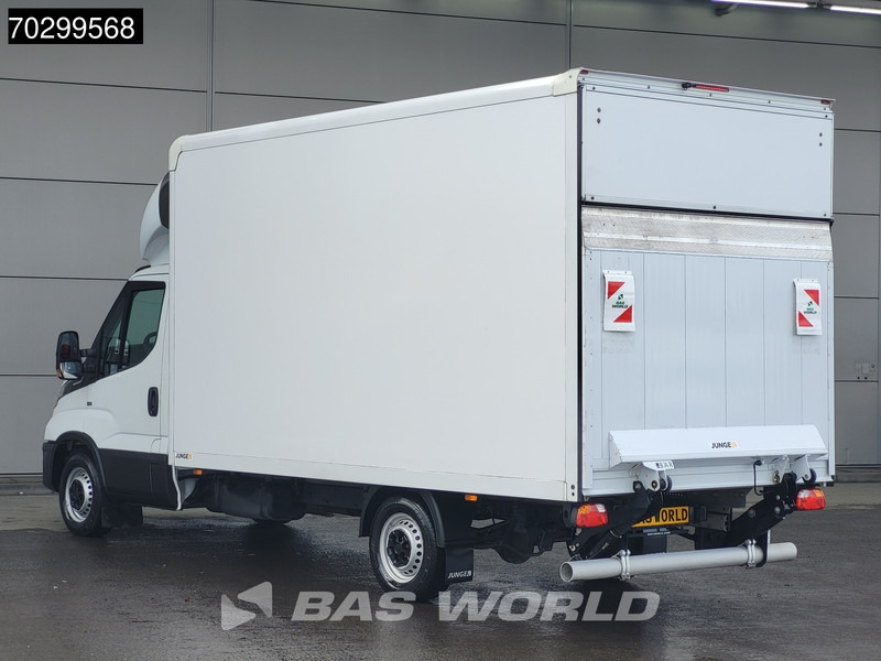 Iveco Daily 35S16 Laadklep Automaat Bakwagen 160PK Airco Camera Euro6 Meubelbak Koffer Airco - Furgoneta caja cerrada: foto 2 Iveco Daily 35S16 Laadklep Automaat Bakwagen 160PK Airco Camera Euro6 Meubelbak Koffer Airco - Furgoneta caja cerrada: foto 2