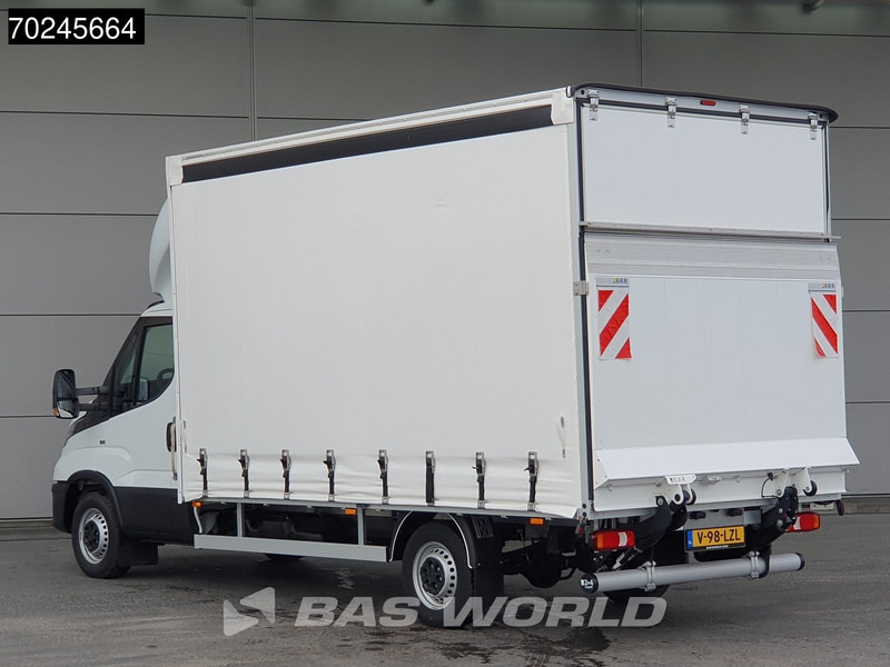 Iveco Daily 35S18 3.0L Laadklep 180PK Schuifzeilen Airco Cruise Bakwagen Euro6 Meubelbak Zeilenwagen Schuifzeil Plane 22m3 Airco Cruise cont - Furgoneta con lona: foto 2 Iveco Daily 35S18 3.0L Laadklep 180PK Schuifzeilen Airco Cruise Bakwagen Euro6 Meubelbak Zeilenwagen Schuifzeil Plane 22m3 Airco Cruise cont - Furgoneta con lona: foto 2