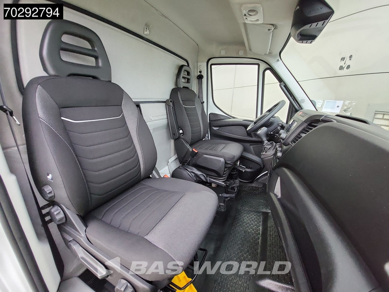 Furgoneta con lona Iveco Daily 60C18 3.0L Automaat Laadklep 180PK Schuifzeilen Zeilen Airco Cruise D'Hollandia Euro6 Schuifzeil Koffer Gesloten laadbak Airco C: foto 13 Furgoneta con lona Iveco Daily 60C18 3.0L Automaat Laadklep 180PK Schuifzeilen Zeilen Airco Cruise D'Hollandia Euro6 Schuifzeil Koffer Gesloten laadbak Airco C: foto 13