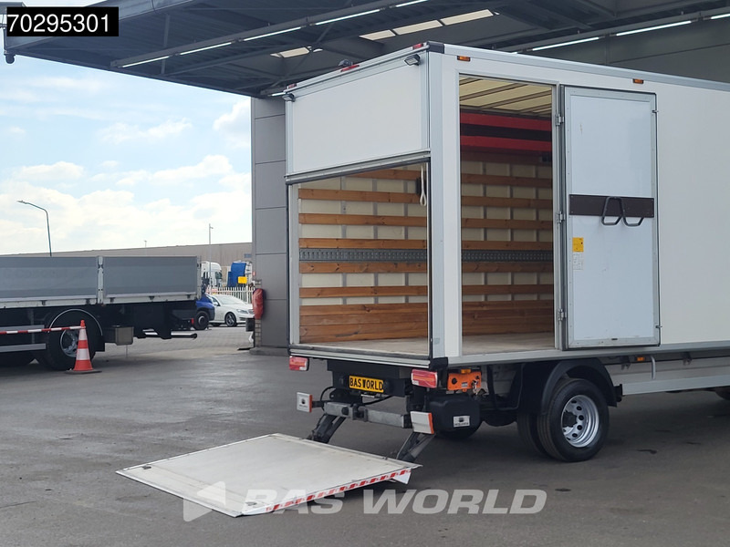 MAN TGE 3.180 Automaat Laadklep 3.5t trekhaak Dubbellucht Lat om Lat Zijdeur Navi Bakwagen Meubelbak Koffer Airco Trekhaak Cruise control - Furgoneta caja cerrada: foto 3 MAN TGE 3.180 Automaat Laadklep 3.5t trekhaak Dubbellucht Lat om Lat Zijdeur Navi Bakwagen Meubelbak Koffer Airco Trekhaak Cruise control - Furgoneta caja cerrada: foto 3