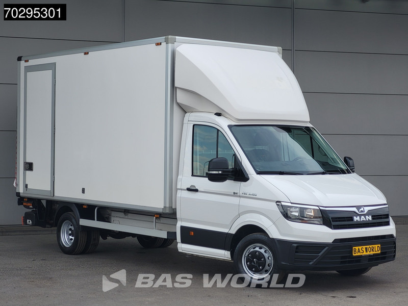 MAN TGE 3.180 Automaat Laadklep 3.5t trekhaak Dubbellucht Lat om Lat Zijdeur Navi Bakwagen Meubelbak Koffer Airco Trekhaak Cruise control - Furgoneta caja cerrada: foto 5 MAN TGE 3.180 Automaat Laadklep 3.5t trekhaak Dubbellucht Lat om Lat Zijdeur Navi Bakwagen Meubelbak Koffer Airco Trekhaak Cruise control - Furgoneta caja cerrada: foto 5