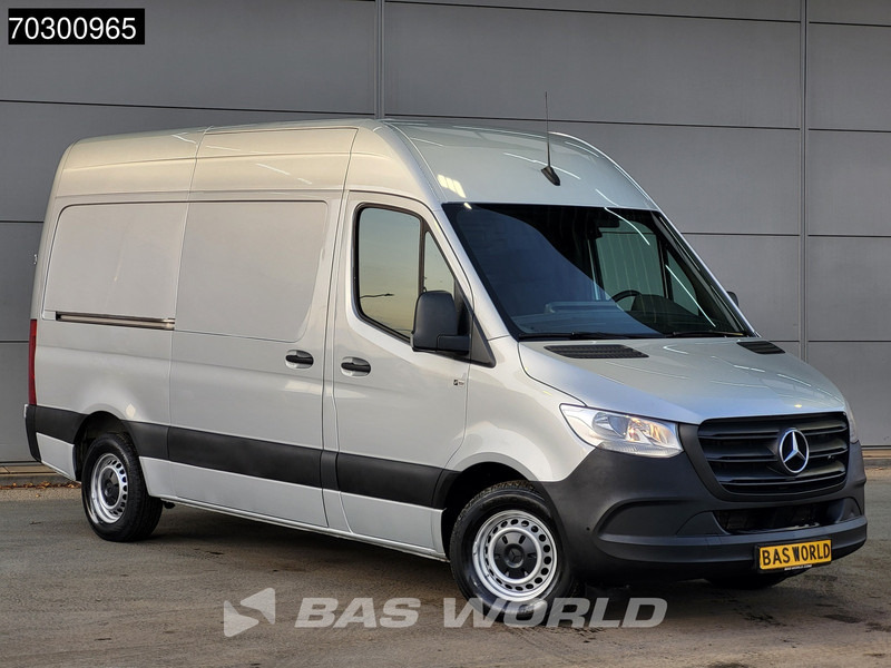 Mercedes-Benz Sprinter 315 CDI Automaat L2H2 150PK Airco Camera Parkeersensoren MBUX CarPlay Euro6 L2 Airco - Furgoneta pequeña: foto 3 Mercedes-Benz Sprinter 315 CDI Automaat L2H2 150PK Airco Camera Parkeersensoren MBUX CarPlay Euro6 L2 Airco - Furgoneta pequeña: foto 3