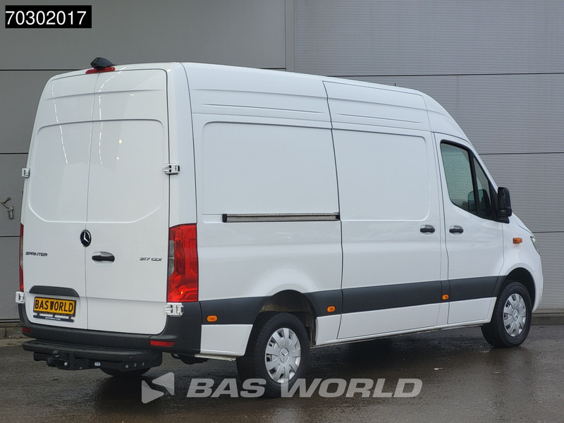 Mercedes-Benz Sprinter 317 CDI Automaat L2H2 Trekhaak 170PK LED Xenon ACC Navi Airco Cruise Camera Parkeersensoren 10inch MBUX CarPlay Euro6 L2 Airco T - Furgón: foto 5 Mercedes-Benz Sprinter 317 CDI Automaat L2H2 Trekhaak 170PK LED Xenon ACC Navi Airco Cruise Camera Parkeersensoren 10inch MBUX CarPlay Euro6 L2 Airco T - Furgón: foto 5
