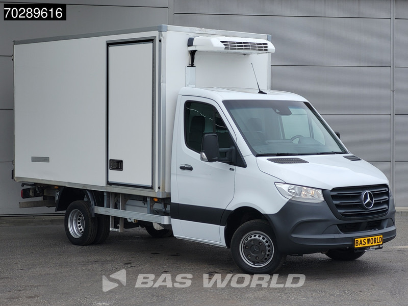 Mercedes-Benz Sprinter 515 CDI Koelwagen Dubbellucht Zijdeur Thermo King 230v-Stekker Airco Cruise MBUX CarPlay Euro6 Koel Koeler Kühl Kühler Kühlwagen - Furgoneta frigorifica: foto 3 Mercedes-Benz Sprinter 515 CDI Koelwagen Dubbellucht Zijdeur Thermo King 230v-Stekker Airco Cruise MBUX CarPlay Euro6 Koel Koeler Kühl Kühler Kühlwagen - Furgoneta frigorifica: foto 3