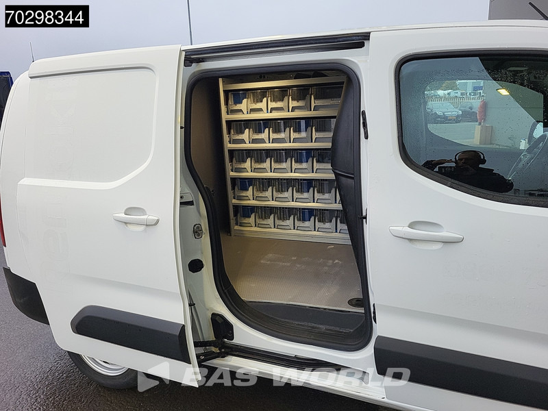 Furgoneta pequeña Opel Combo 130pk Automaat L2H1 Trekhaak Navi Airco Cruise Trekhaak Parkeersensoren Werkplaatsinrichting Euro6 L2 Airco Trekhaak Cruise control: foto 6 Furgoneta pequeña Opel Combo 130pk Automaat L2H1 Trekhaak Navi Airco Cruise Trekhaak Parkeersensoren Werkplaatsinrichting Euro6 L2 Airco Trekhaak Cruise control: foto 6