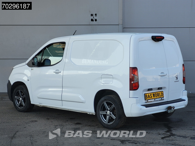 Peugeot Partner 130pk Benzine Emissievrij L1H1 Navi Airco Cruise Parkeersensoren Euro6 L1 Kompakt Airco Trekhaak Cruise control - Furgoneta pequeña: foto 2 Peugeot Partner 130pk Benzine Emissievrij L1H1 Navi Airco Cruise Parkeersensoren Euro6 L1 Kompakt Airco Trekhaak Cruise control - Furgoneta pequeña: foto 2