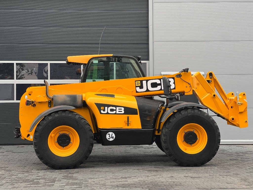 JCB 541-70 Agri Plus - Manipulador telescópico: foto 3 JCB 541-70 Agri Plus - Manipulador telescópico: foto 3