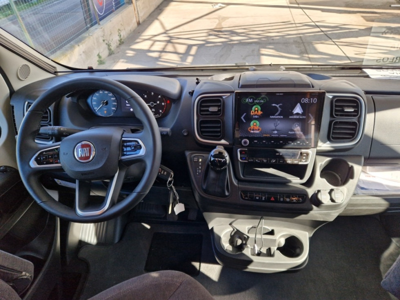 Foto del interior 1: Autocaravana perfilada nuevo Laika Kreos 5009 L