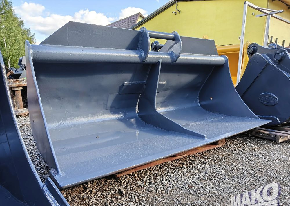 Łyżka skarpowa 210cm Volvo S60 S6 - Implemento para Maquinaria de construcción: foto 1 Łyżka skarpowa 210cm Volvo S60 S6 - Implemento para Maquinaria de construcción: foto 1