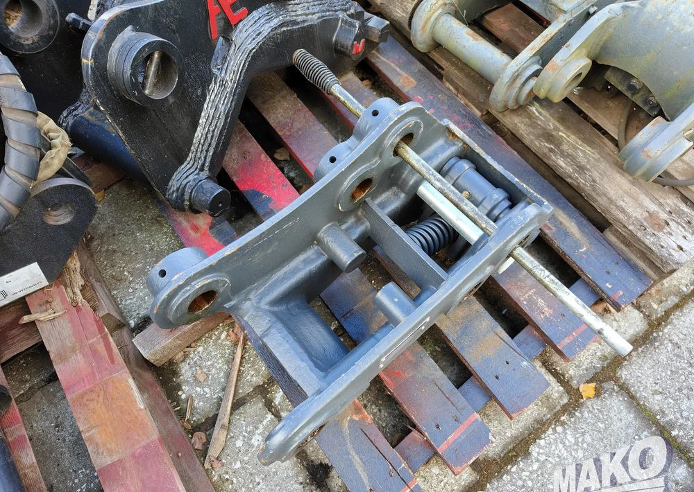 NOWE Szybkozłącze mechaniczne Miller fi 45 - Implemento para Maquinaria de construcción: foto 5 NOWE Szybkozłącze mechaniczne Miller fi 45 - Implemento para Maquinaria de construcción: foto 5