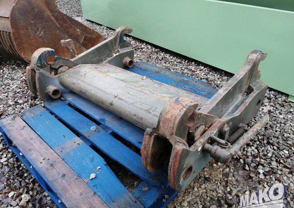 Szybkozłącze mechaniczne do ładowarki CAT 950 - Implemento para Maquinaria de construcción: foto 2 Szybkozłącze mechaniczne do ładowarki CAT 950 - Implemento para Maquinaria de construcción: foto 2