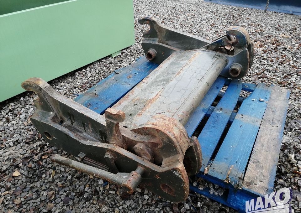Szybkozłącze mechaniczne do ładowarki CAT 950 - Implemento para Maquinaria de construcción: foto 3 Szybkozłącze mechaniczne do ładowarki CAT 950 - Implemento para Maquinaria de construcción: foto 3