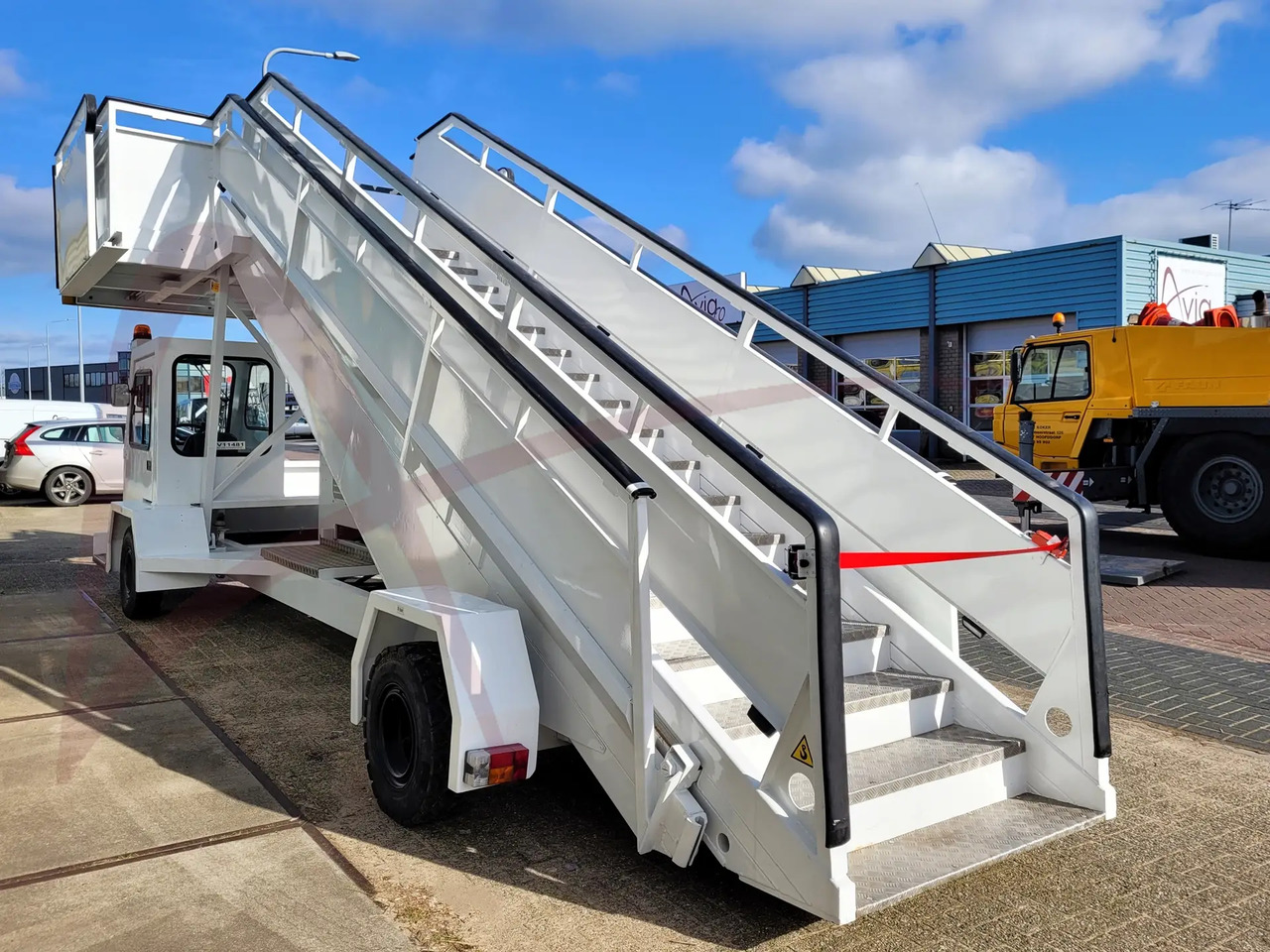 EINSA EDU-A - Escalera de pasajeros: foto 2 EINSA EDU-A - Escalera de pasajeros: foto 2