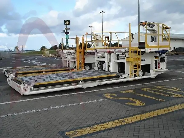 FMC COMMANDER 15S - Cargadora de contenedores/ Palets: foto 1 FMC COMMANDER 15S - Cargadora de contenedores/ Palets: foto 1