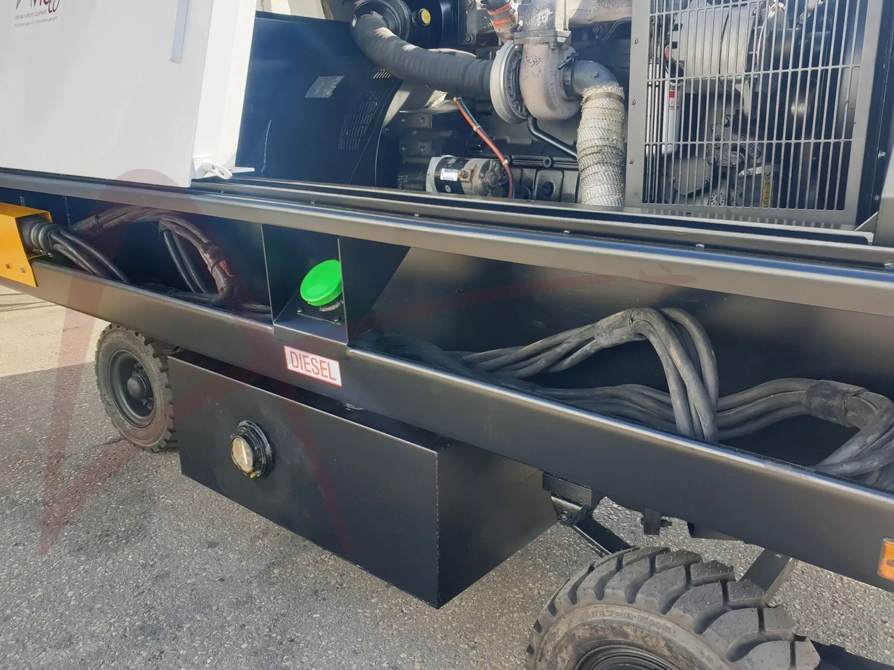 HOUCHIN C690-100DV - Unidad de potencia en tierra: foto 4 HOUCHIN C690-100DV - Unidad de potencia en tierra: foto 4