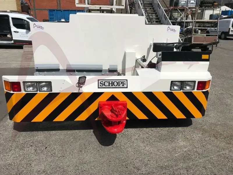 SCHOPF F396W - Remolcador de aviones: foto 1 SCHOPF F396W - Remolcador de aviones: foto 1