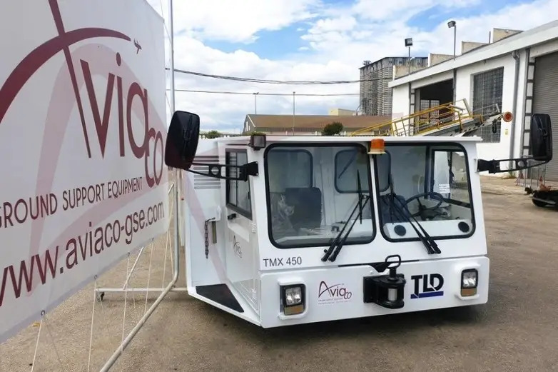 Remolcador de aviones TLD TMX-450: foto 6