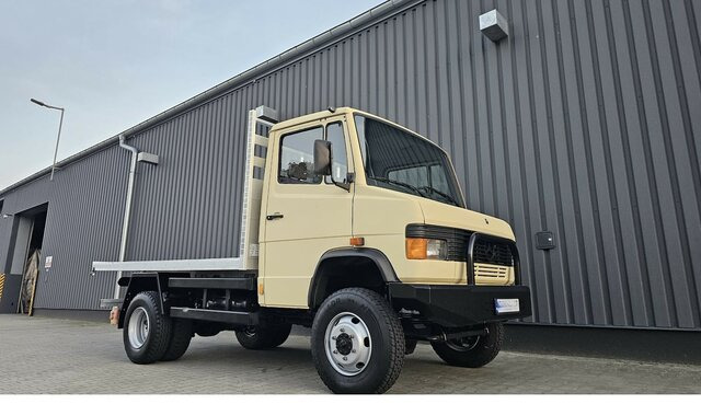 MERCEDES-BENZ 814 D T2 Vario 4x4 Allrad Topzustand! - Furgoneta caja abierta: foto 1 MERCEDES-BENZ 814 D T2 Vario 4x4 Allrad Topzustand! - Furgoneta caja abierta: foto 1