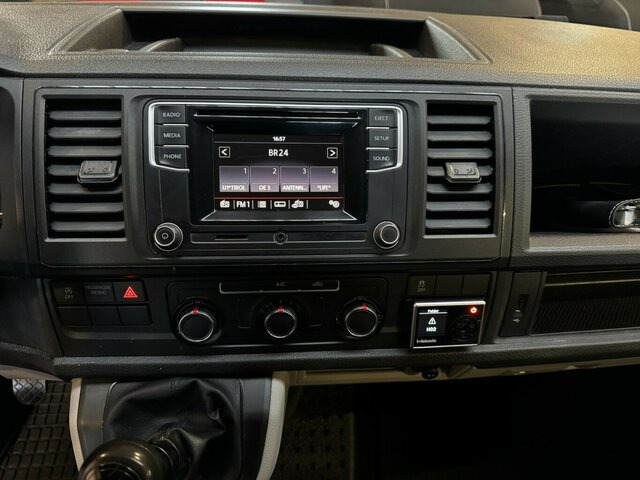 VW T6 Doka Pritsche 2.0 TDI 4Motion 4x4... - Furgoneta caja abierta: foto 5 VW T6 Doka Pritsche 2.0 TDI 4Motion 4x4... - Furgoneta caja abierta: foto 5