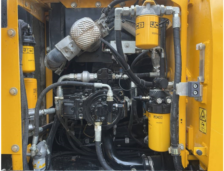 Excavadora de cadenas JCB JS 210 LC 2017: foto 15 Excavadora de cadenas JCB JS 210 LC 2017: foto 15